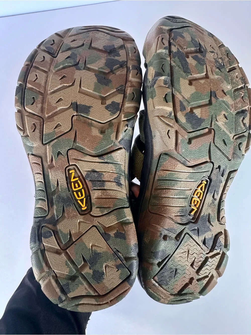 KEEN Newport H2 Camo Water Sandals Kids Size 5 Olive Green Hiking Shoes 1014259